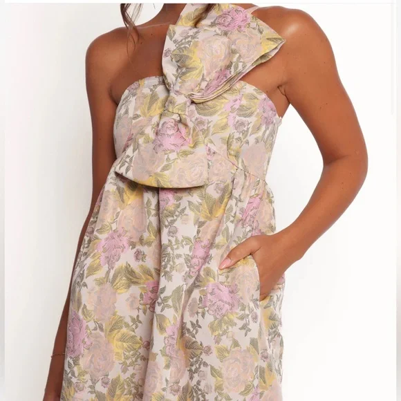 Petal & Pup One Shoulder Floral Maxi Dress - Picture 2 of 3